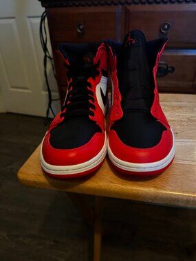 Jordan 1 High Rare Air Max Orange Black and White Size 11.5 New